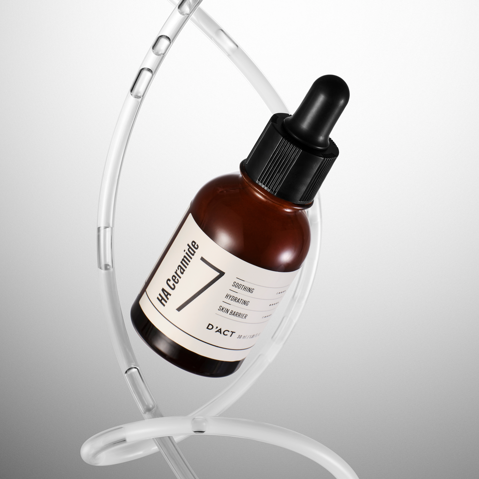 Applying D'ACT HA Ceramide 7 Serum – deeply moisturizing K-beauty serum designed to strengthen and protect the skin barrier. Beautifulsmile cosmetics UK