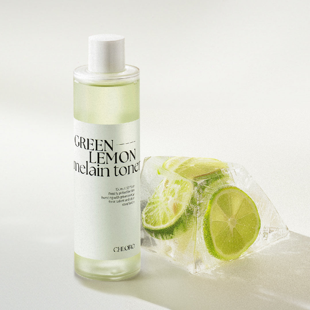 Close-up of watery texture of Chloro Green Lemon Bromelain Toner – lightweight and fast-absorbing Korean skincare formula. Beautifulsmile cosmetics UK