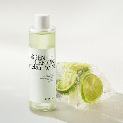 Close-up of watery texture of Chloro Green Lemon Bromelain Toner – lightweight and fast-absorbing Korean skincare formula. Beautifulsmile cosmetics UK